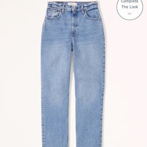 Abercrombie Curve Love High-Waist Jeans - 8L